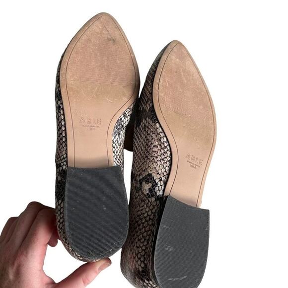 Able Women’s Lizbeth Snake Print Loafers, Size 10 - Picture 8 of 8